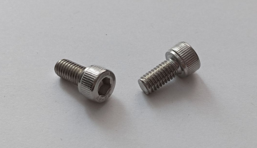 TPET Винт M5x10
